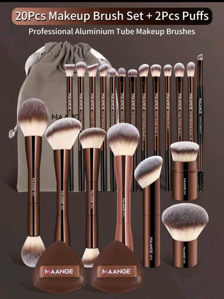 MAANGE 23 Pieces Makeup Tools Set ﻿ ﻿